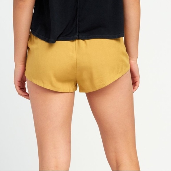 🔆RVCA🔆 CUT CORNERS SHORTS - Picture 8 of 9